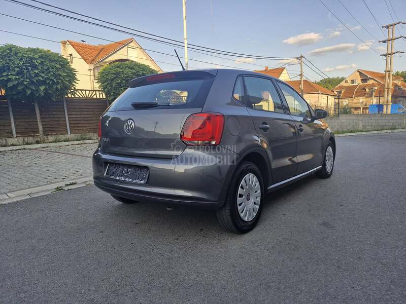 Volkswagen Polo 1.2b 5v k l i m a