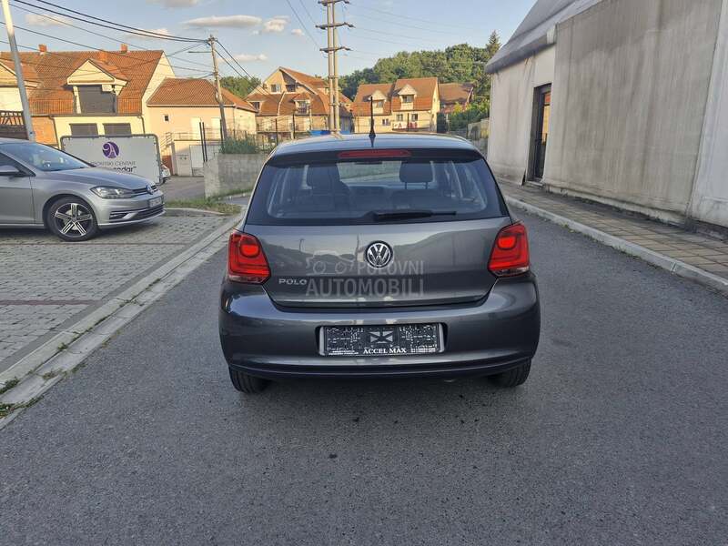 Volkswagen Polo 1.2b 5v k l i m a