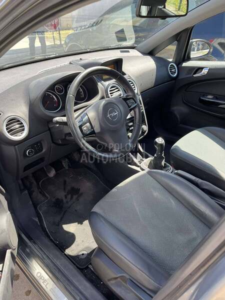 Opel Corsa D 1.3