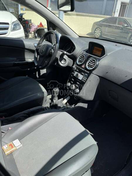 Opel Corsa D 1.3
