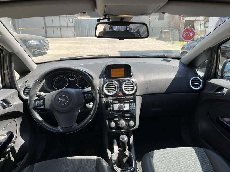 Opel Corsa D 1.3
