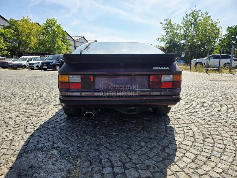 Porsche 944 2.5