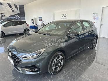 Hyundai i30 1.5 MPI 6MT