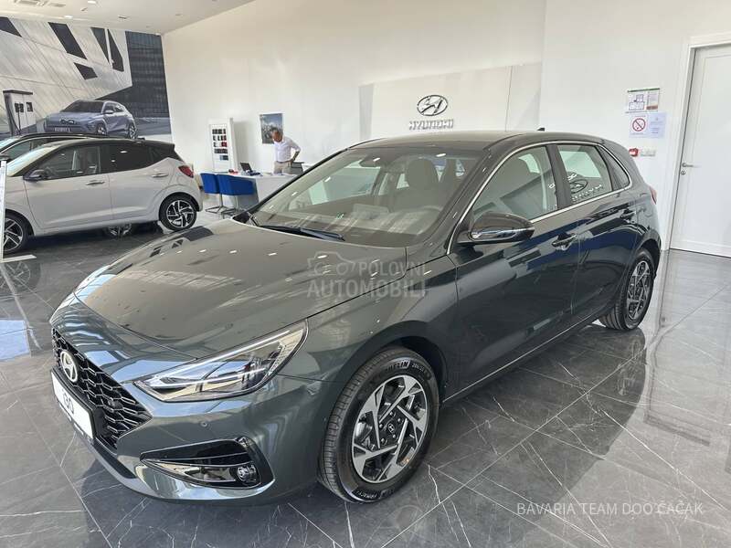 Hyundai i30 1.5 MPI 6MT