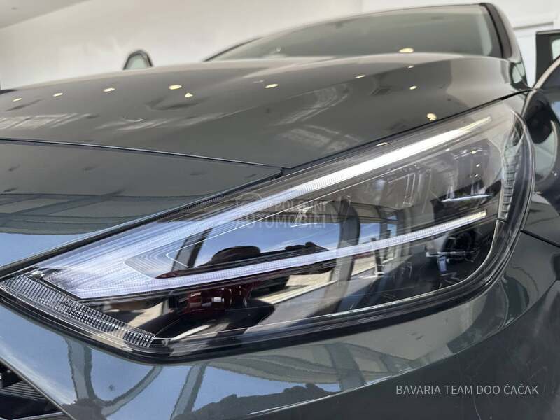 Hyundai i30 1.5 MPI 6MT