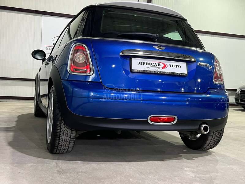 MINI Cooper 