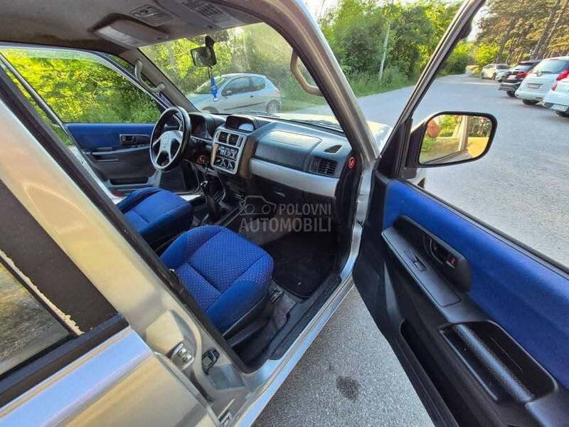Mitsubishi Pajero Pinin 1.8