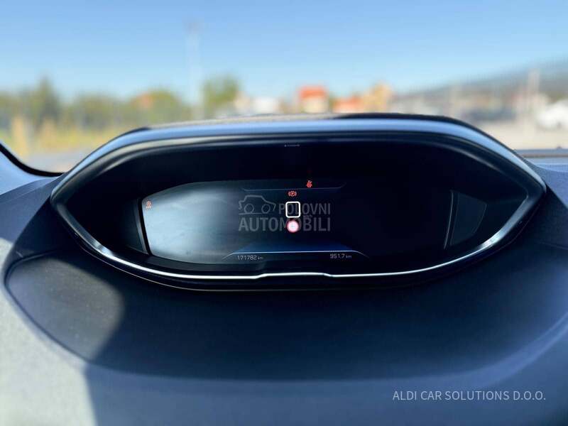 Peugeot 3008 1.5 Hdi/Allure