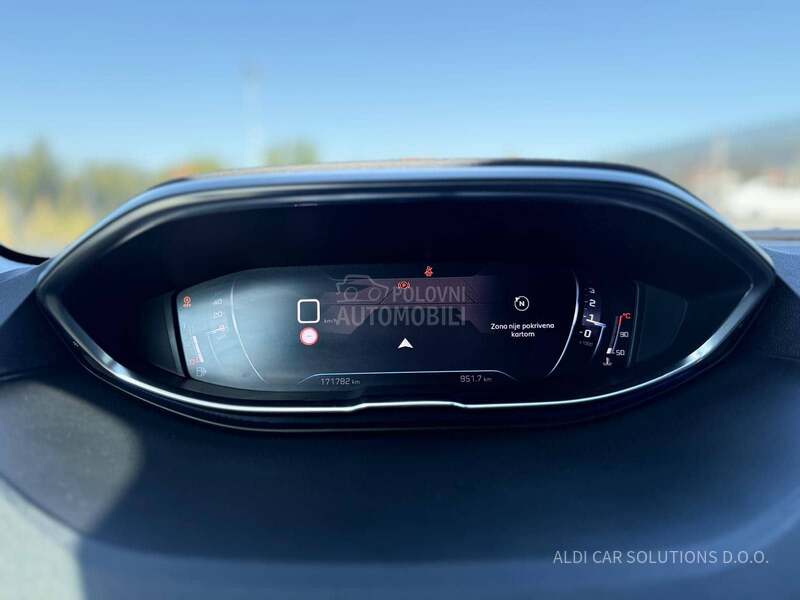 Peugeot 3008 1.5 Hdi/Allure