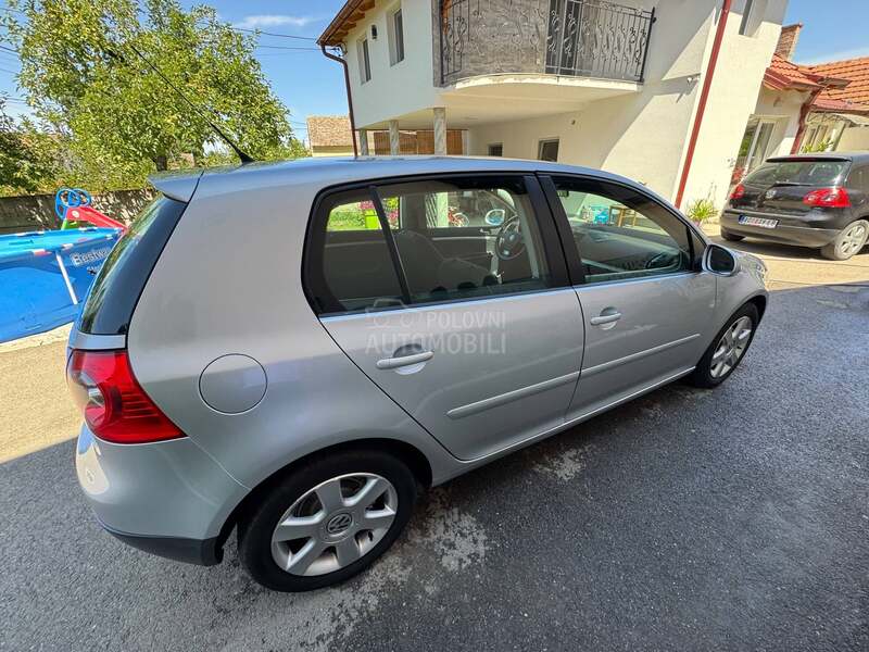 Volkswagen Golf 5 1.9tdi