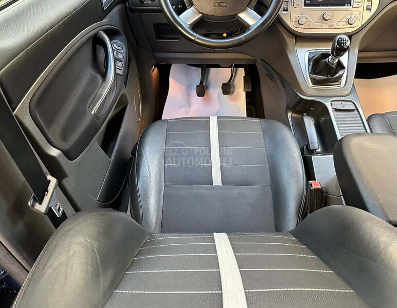 Ford Kuga 2.0TDCI/TITANIUM
