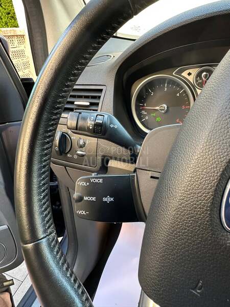 Ford Kuga 2.0TDCI/TITANIUM