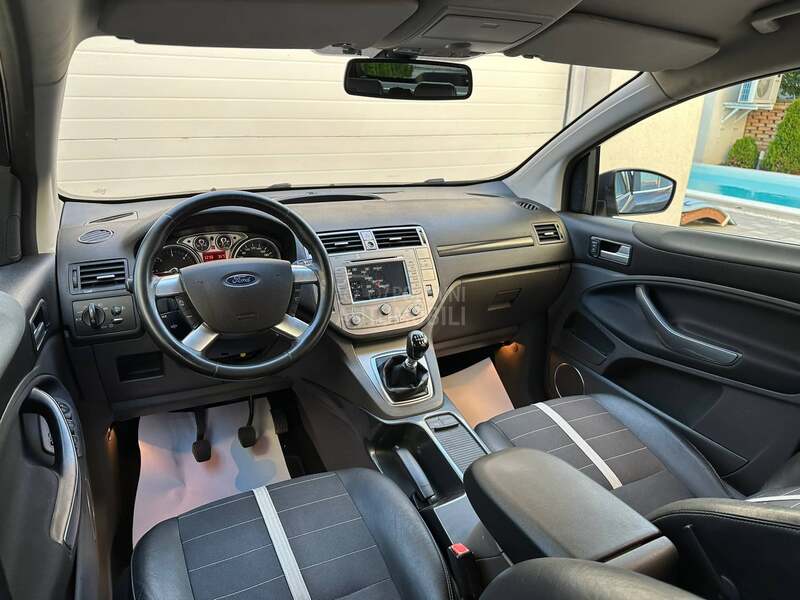 Ford Kuga 2.0TDCI/TITANIUM
