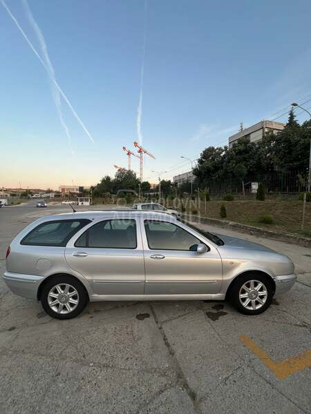 Lancia Lybra 