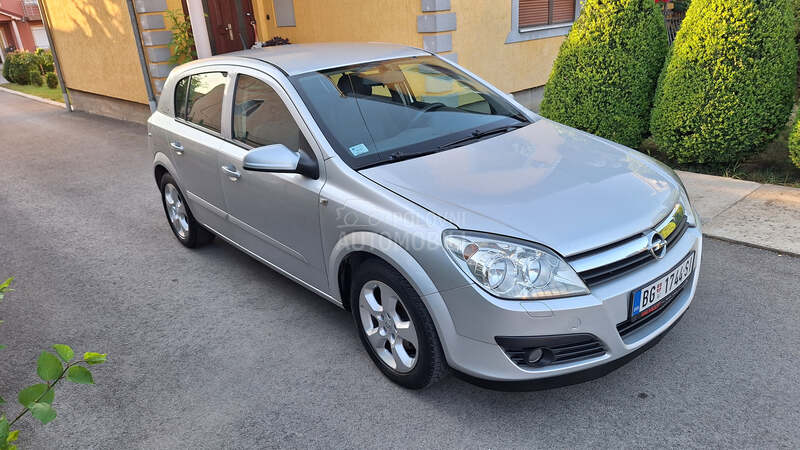 Opel Astra H 1.8 140