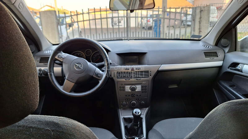 Opel Astra H 1.8 140