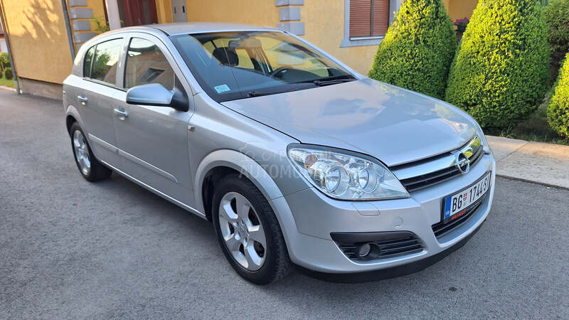 Opel Astra H 1.8 140
