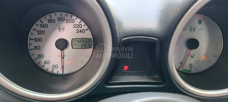 Alfa Romeo 156 