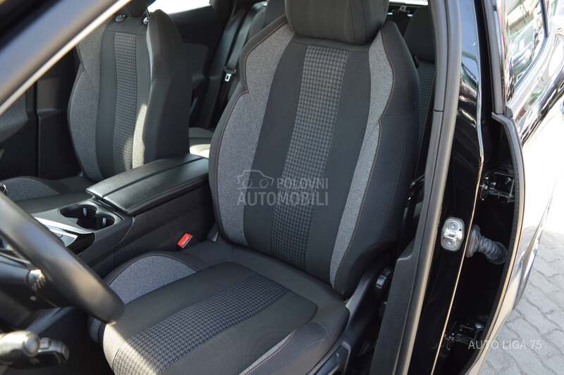 Peugeot 3008 1.5 BlueHDi130 Busin