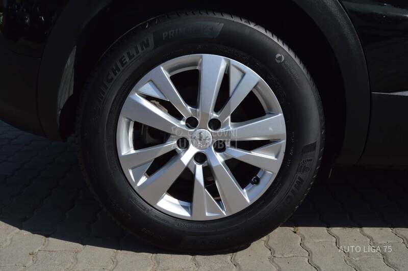 Peugeot 3008 1.5 BlueHDi130 Busin