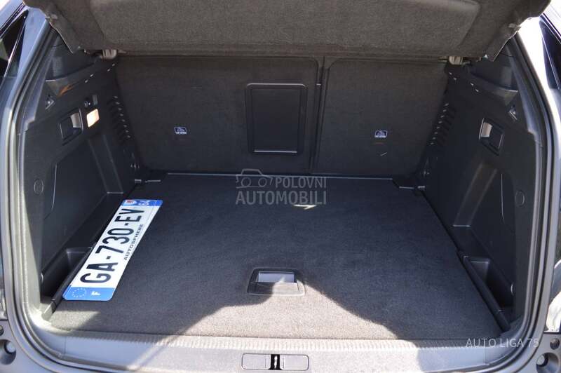 Peugeot 3008 1.5 BlueHDi130 Busin