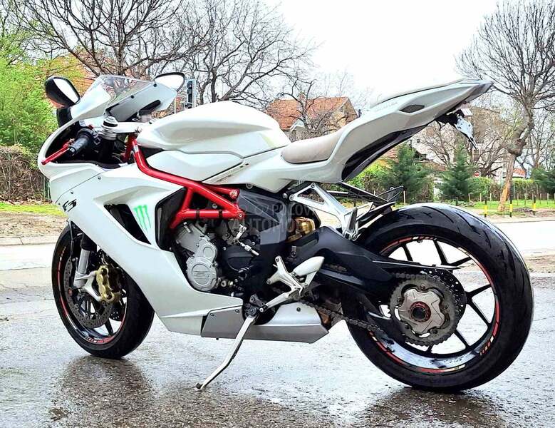 MV Agusta F3 675