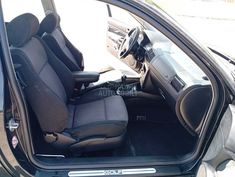 Volkswagen Golf 4 