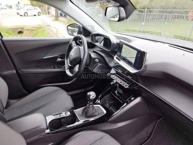 Peugeot 2008 1.5 BLUEHDI ALLURE