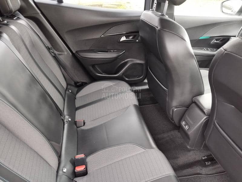 Peugeot 2008 1.5 BLUEHDI ALLURE