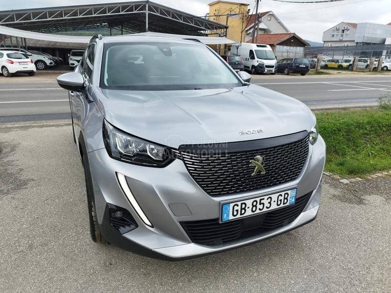 Peugeot 2008 1.5 BLUEHDI ALLURE