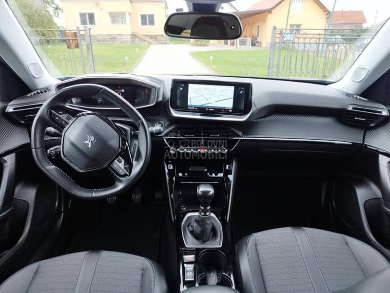 Peugeot 2008 1.5 BLUEHDI ALLURE