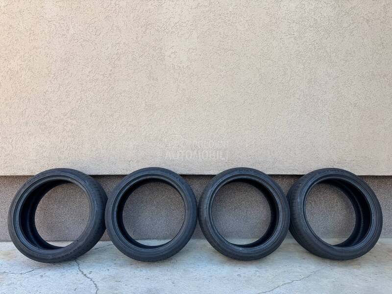 Rotalla 215/40 R17 Letnja