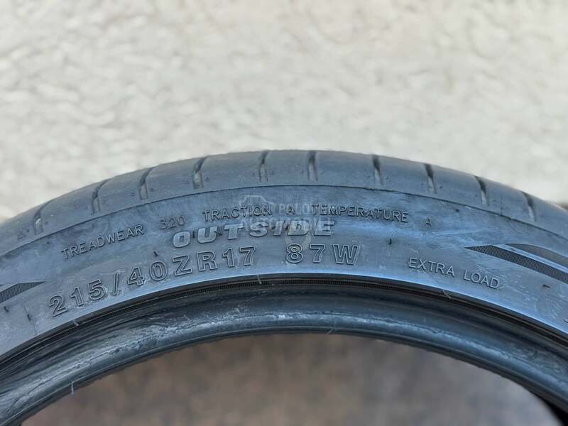 Rotalla 215/40 R17 Letnja