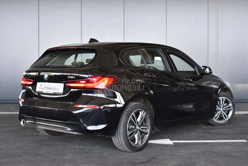 BMW 116 i sDrive AT