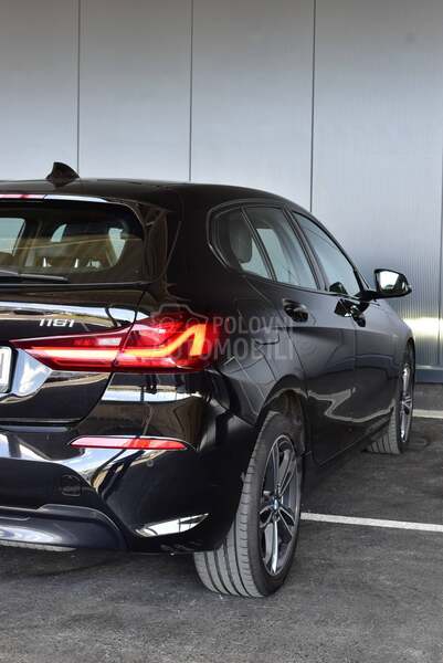 BMW 116 i sDrive AT