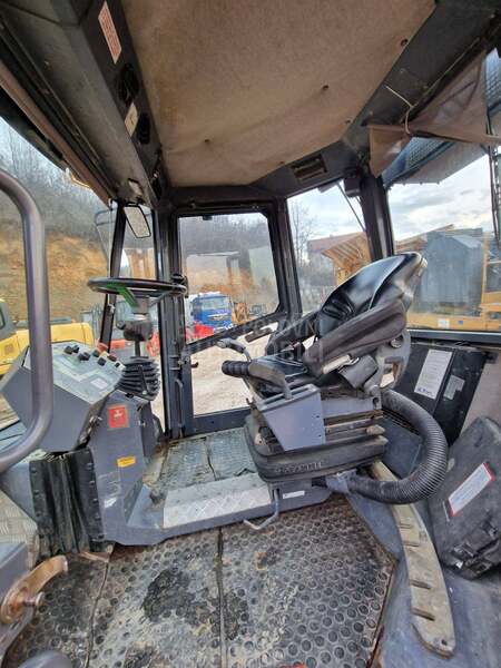 Hamm HD 110 PEGLA GUME ASFALT