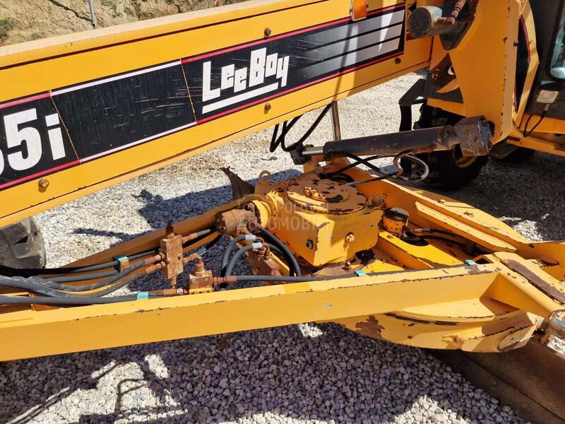 LEEBOY 785i