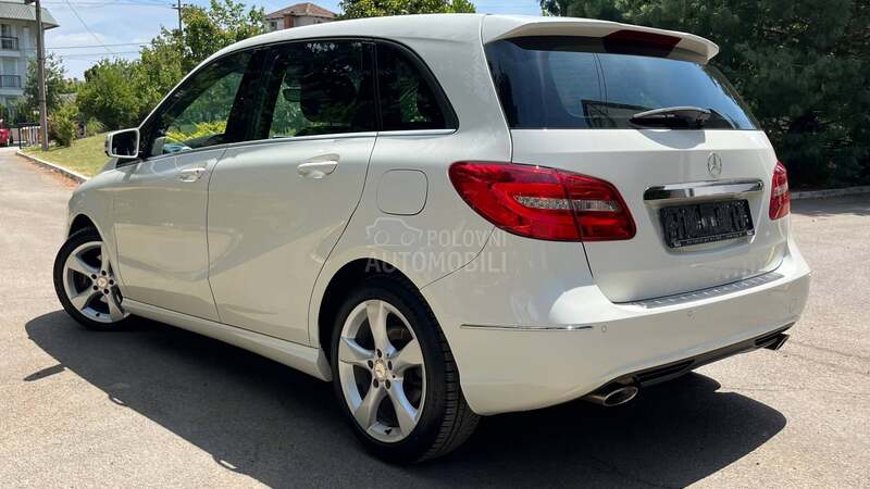 Mercedes Benz B 200 CDI SPORT