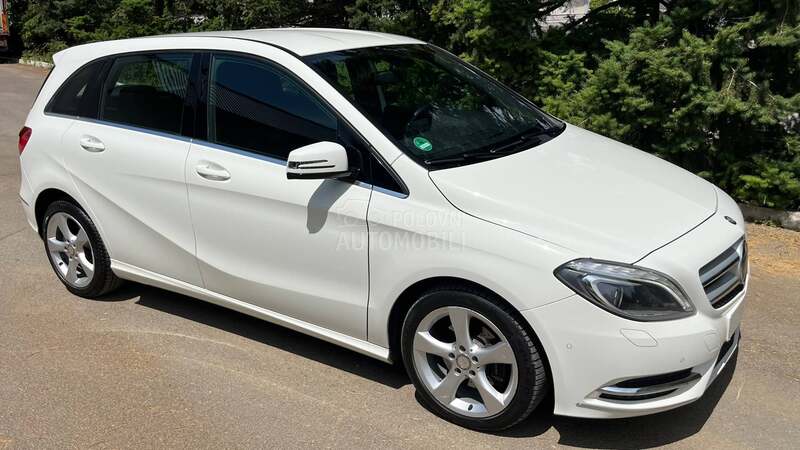 Mercedes Benz B 200 CDI SPORT