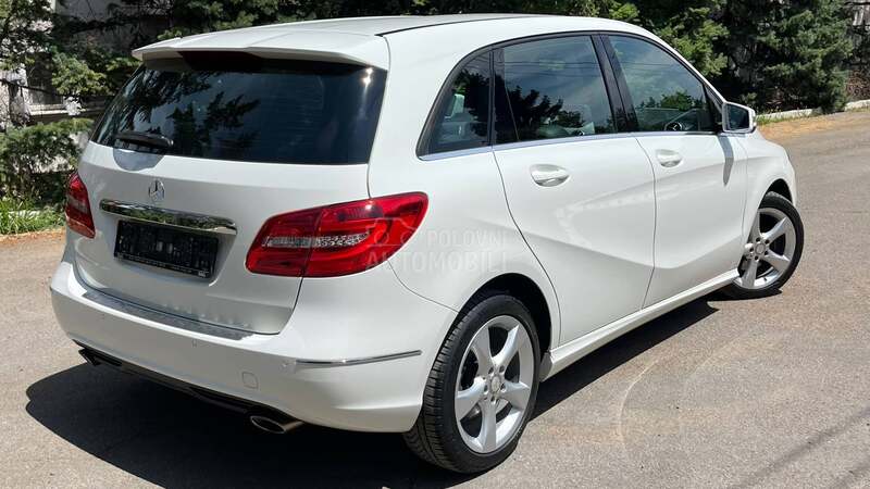 Mercedes Benz B 200 CDI SPORT
