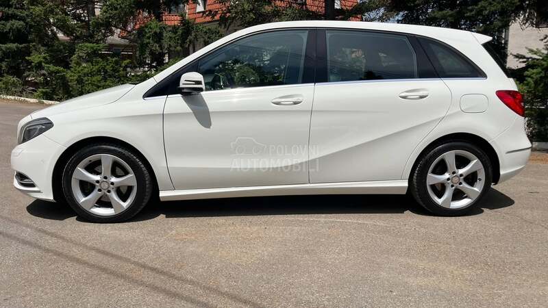Mercedes Benz B 200 CDI SPORT