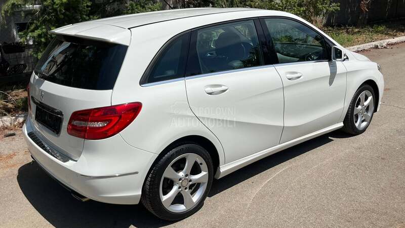 Mercedes Benz B 200 CDI SPORT