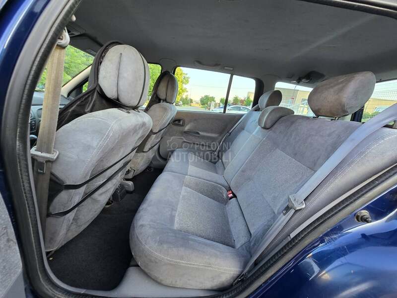 Renault Megane 1.8 16v