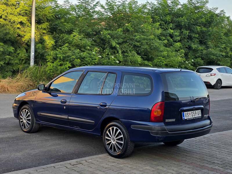 Renault Megane 1.8 16v