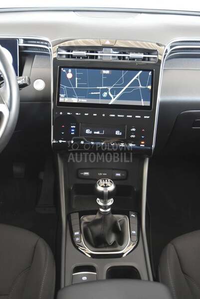 Hyundai Tucson 1.6 MT