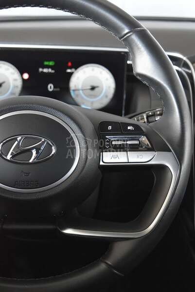 Hyundai Tucson 1.6 MT