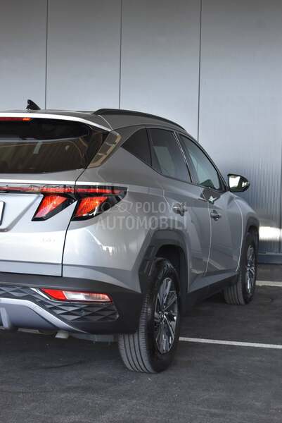 Hyundai Tucson 1.6 MT