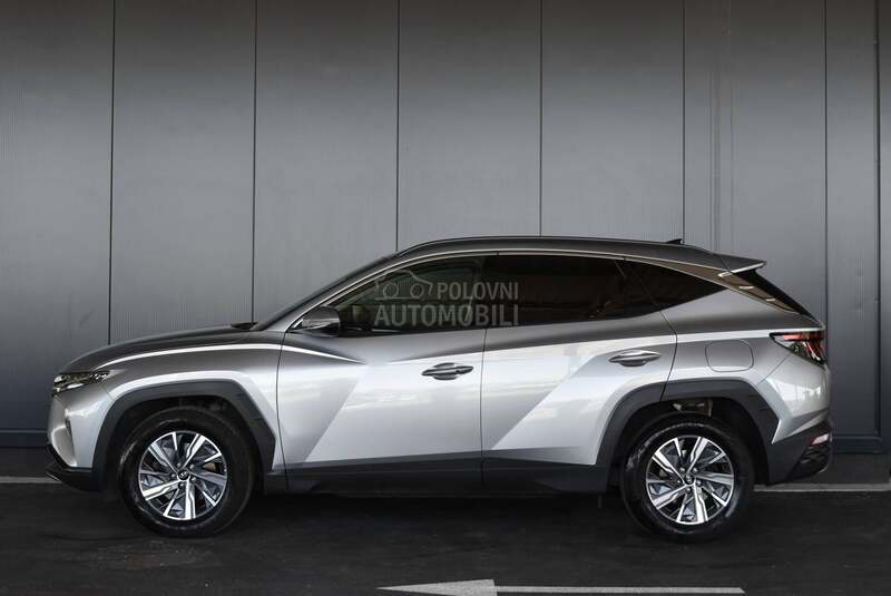 Hyundai Tucson 1.6 MT