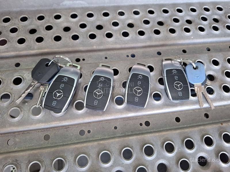 Mercedes Benz ACTROS 1846 4X4 KIP P.