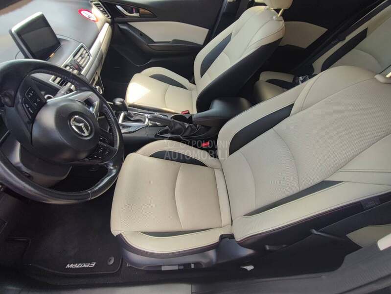 Mazda 3 2.2 Skyactiv